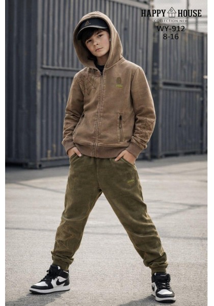 Костюми варьонка,двійки для хлопчиків,95%бавовна.Розмір 8-16.Фірма Happy House,Польща.  