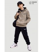 Cпортивні трикотажні костюми двійки  для хлопчиків,щільна тканина, 95 % бавовна . Розміри 146-176 см.  Польща.   Фото 1