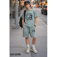 Літні костюми для хлопчиків,двійки, шорти+футболка,95% бавовна.Розмір 8-16.Фірма Dola Elvin.Польща. Літні костюми для хлопчиків,двійки, шорти+футболка,95% бавовна.Розмір 8-16.Фірма Dola Elvin.Польща.