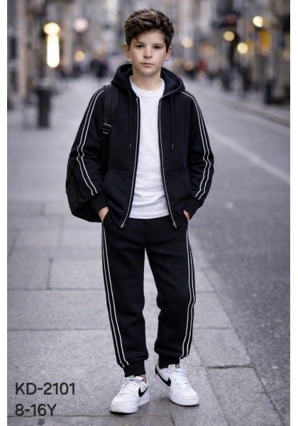 Cпортивні трикотажні костюми трійки для хлопчиків, 95 % бавовна . Розміри 8-16. Фірма DOLA ELVIN.Польща.