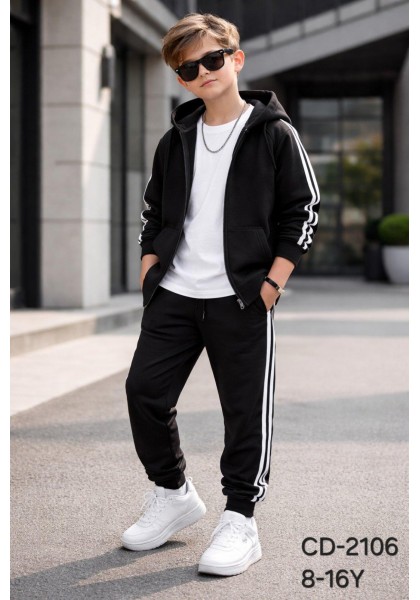 Cпортивні трикотажні костюми трійки для хлопчиків, 95 % бавовна . Розміри 8-16. Фірма DOLA ELVIN.Польща.