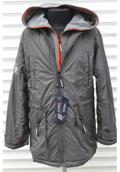 Парка демисезонная для мальчиков.Размеры134 см.Фирма GRACE.Венгрия