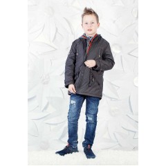 Парка демисезонная для мальчиков.Размеры134 см,Фирма GRACE.Венгрия