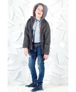 Парка демисезонная для мальчиков.Размеры134 см.Фирма GRACE.Венгрия