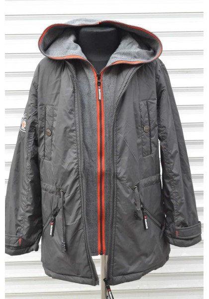 Парка демисезонная для мальчиков.Размеры134 см.Фирма GRACE.Венгрия