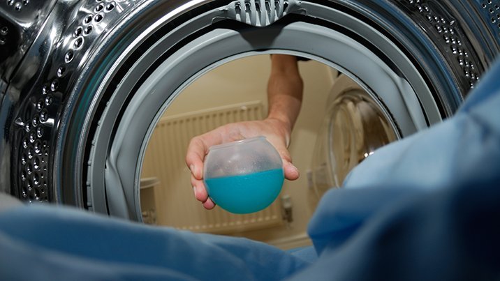 Как стирать куртку